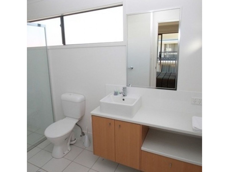 7/5 Glenlyon Street, Gladstone QLD 4680
