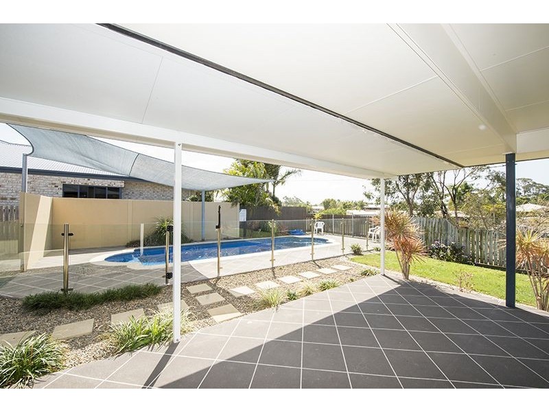 6 Riverside Drive, Tannum Sands QLD 4680