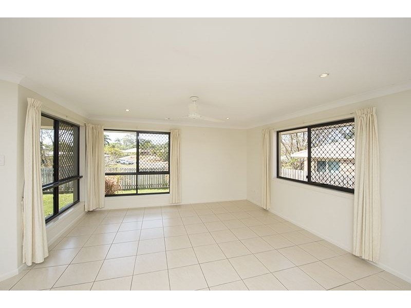 6 Riverside Drive, Tannum Sands QLD 4680