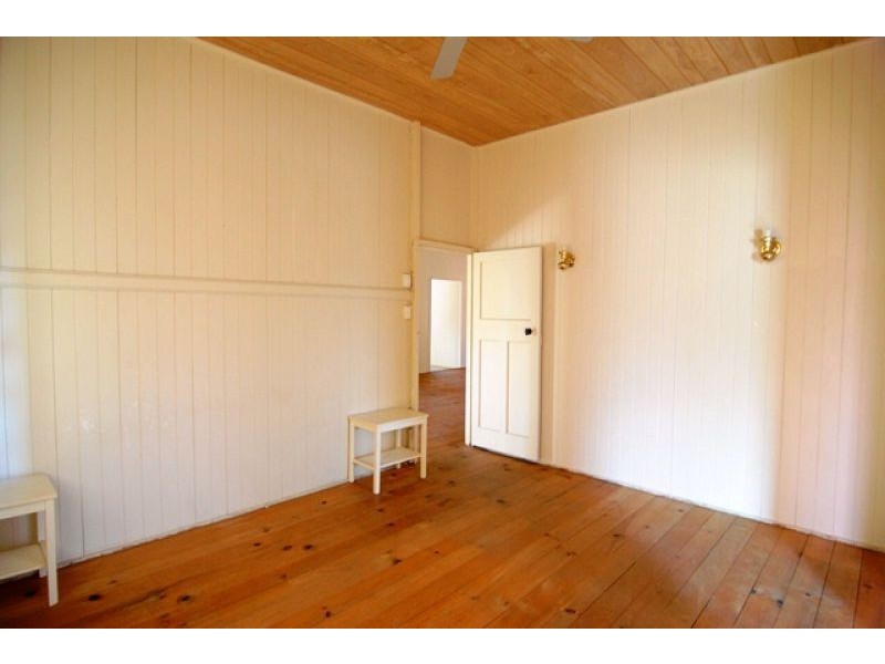 12 Larson Street, Miriam Vale QLD 4677