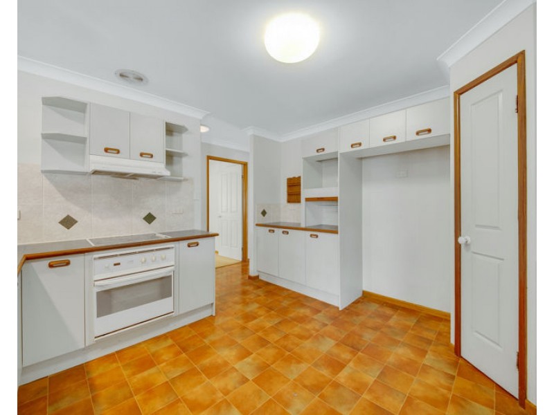 26 Barrine Close, Clinton QLD 4680