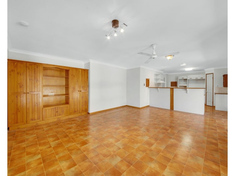 26 Barrine Close, Clinton QLD 4680