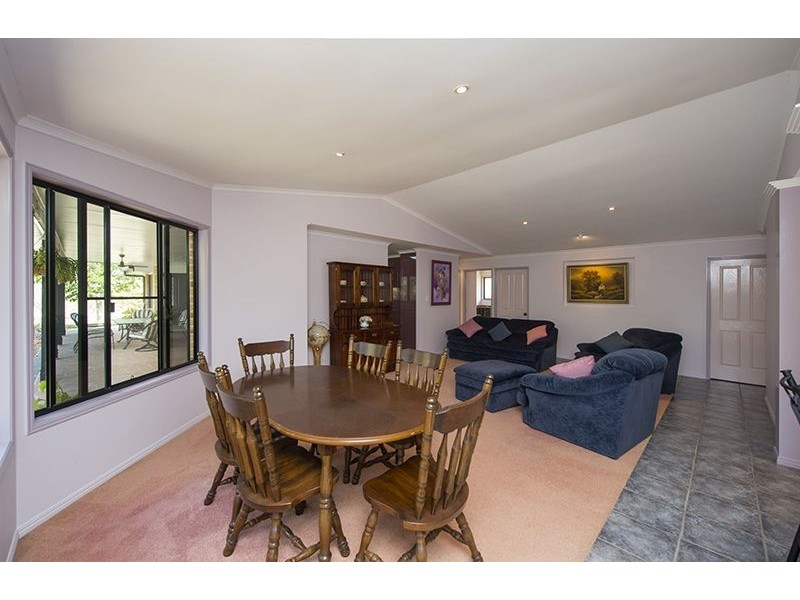 3 Flora Drive, Beecher QLD 4680