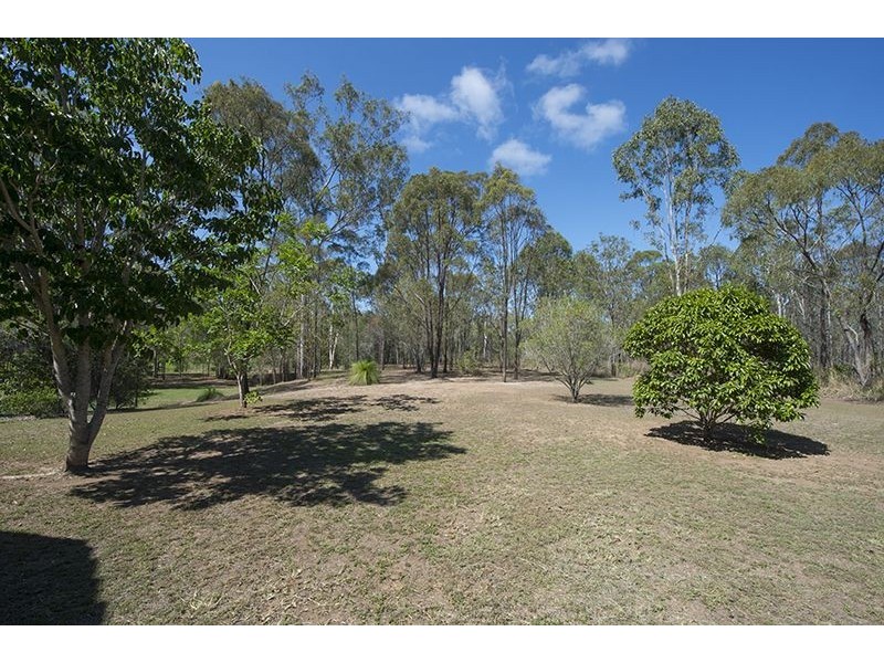 3 Flora Drive, Beecher QLD 4680