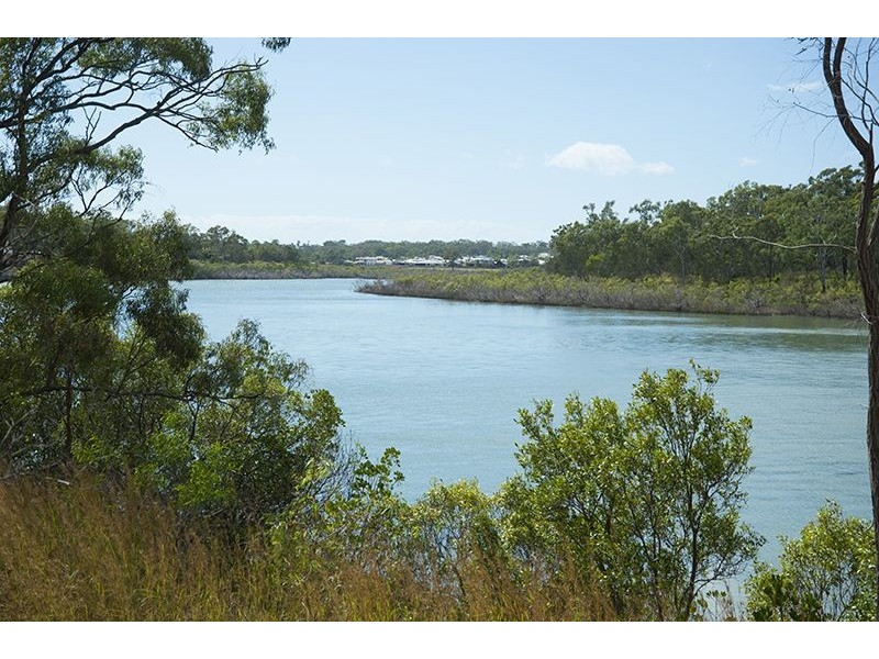 Boyne Island QLD 4680