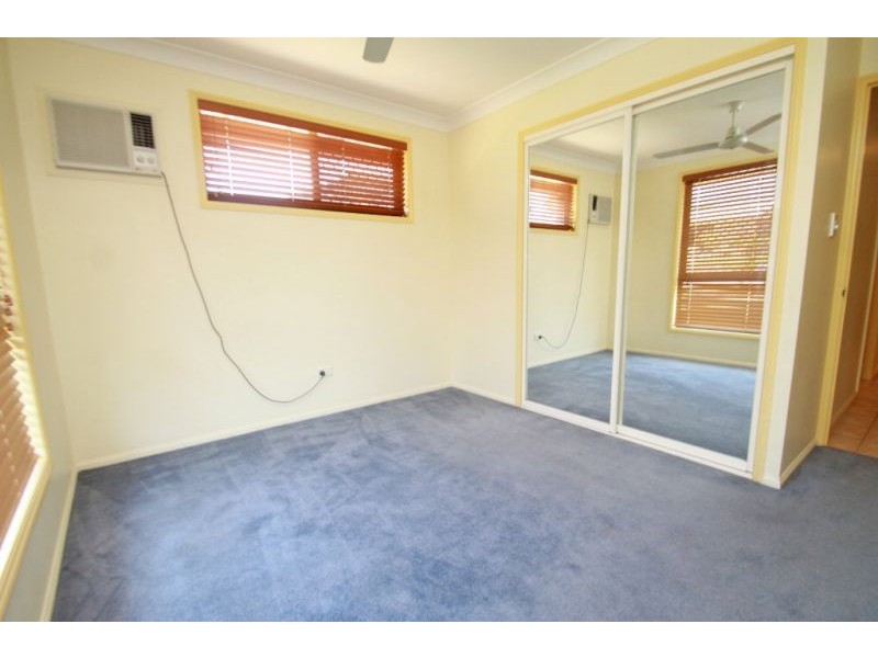 10 Michel Place, Telina QLD 4680