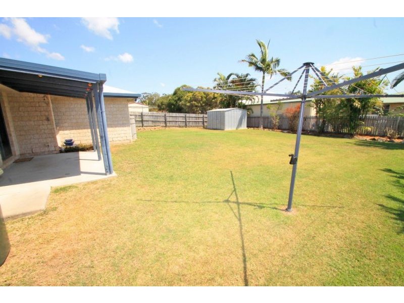 10 Michel Place, Telina QLD 4680