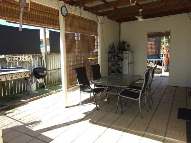 2 Onslow Street, Tannum Sands QLD 4680