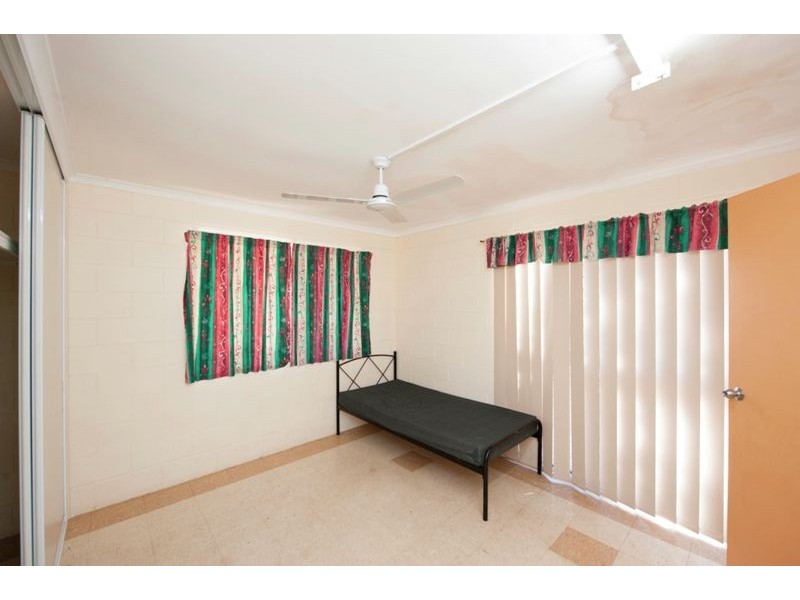 37 OMalley Street, West Gladstone QLD 4680