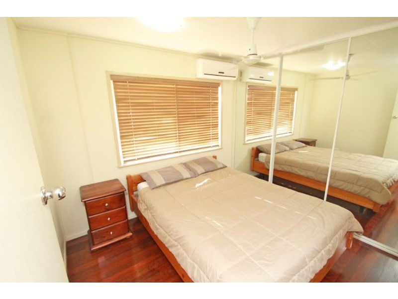 24 Agnes Street, South Gladstone QLD 4680