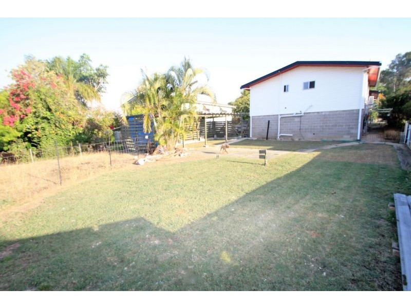 24 Agnes Street, South Gladstone QLD 4680