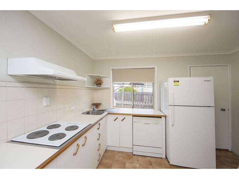 1/46 J Hickey Avenue, Clinton QLD 4680