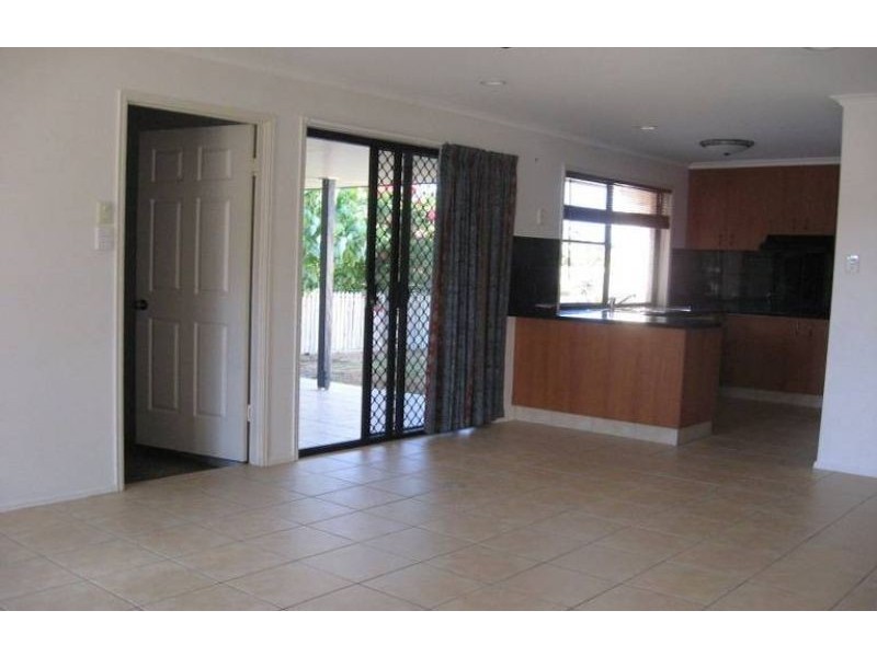 121a Col Brown Avenue, Clinton QLD 4680