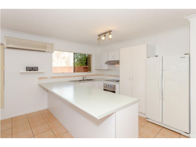 51 Skyline Drive, New Auckland QLD 4680