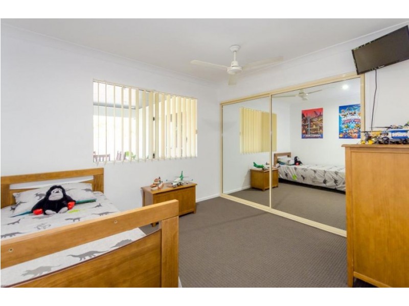 51 Skyline Drive, New Auckland QLD 4680