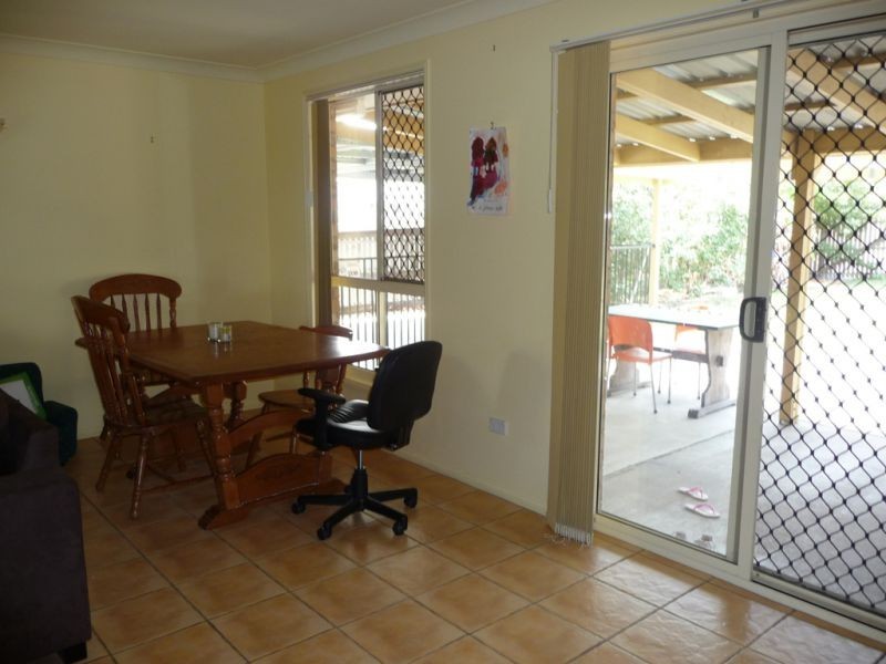 9 Michel Place, Telina QLD 4680