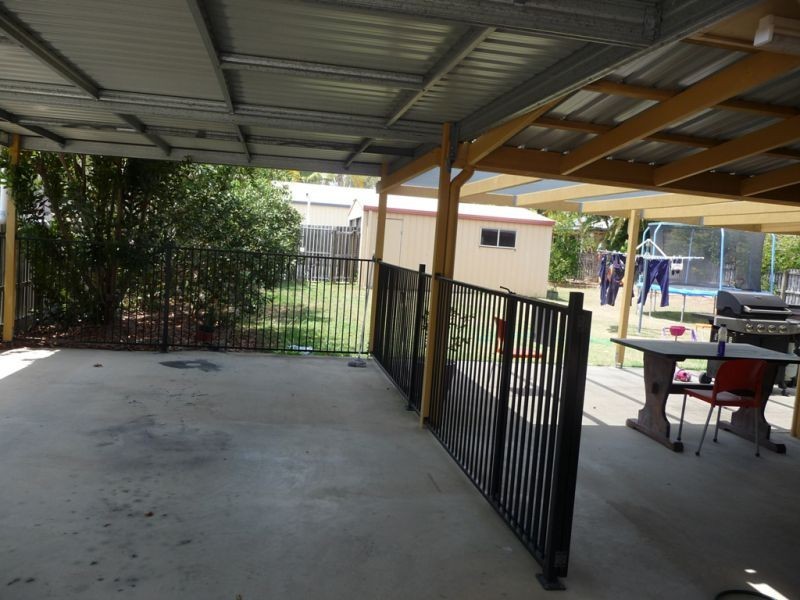 9 Michel Place, Telina QLD 4680