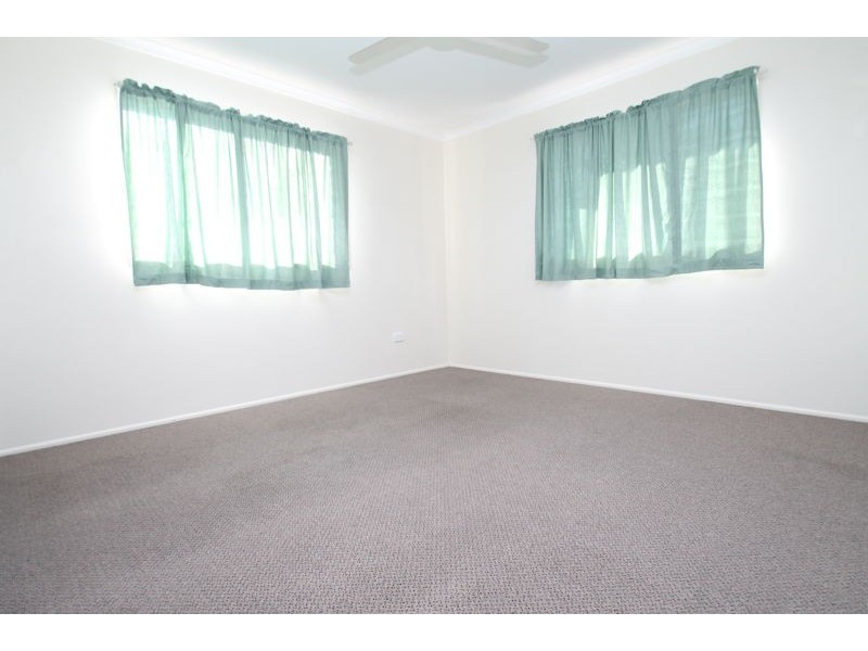 1/18 Geraldine Street, West Gladstone QLD 4680