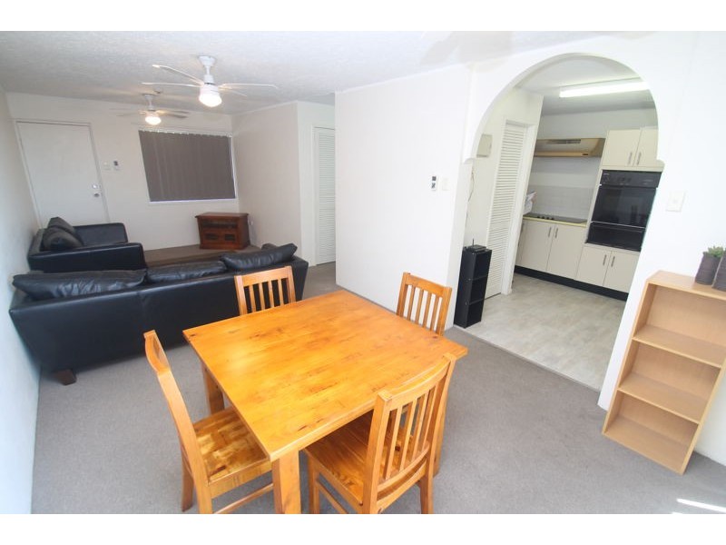 23/7 Kent Street, West Gladstone QLD 4680