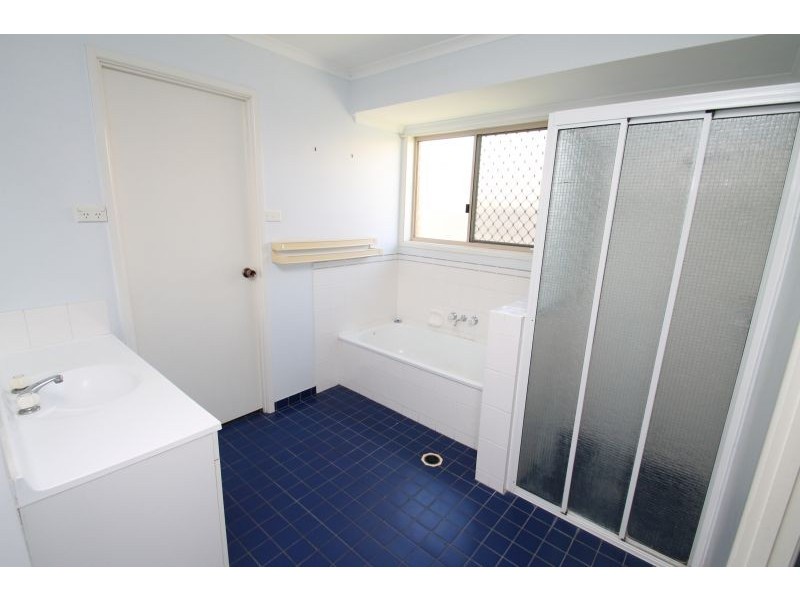 2 Waratah Street, Sun Valley QLD 4680