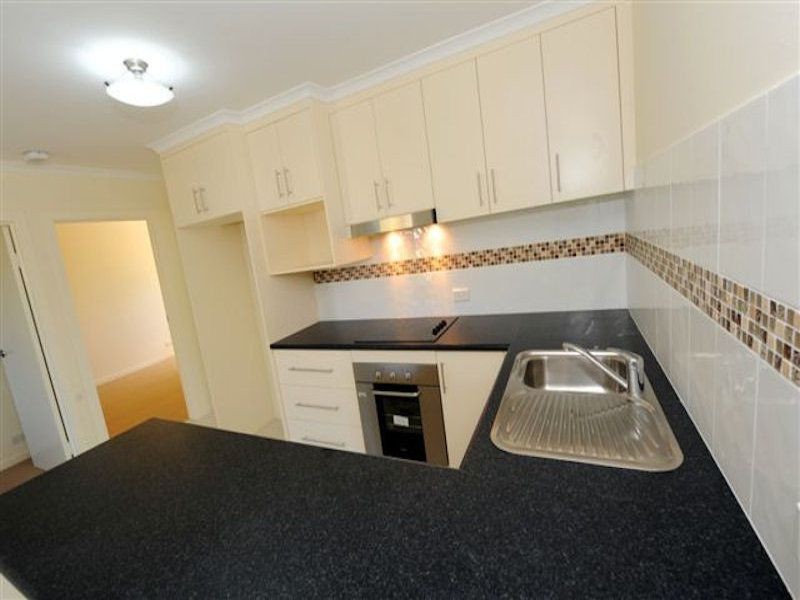 1-5/30 Short Street, South Gladstone QLD 4680