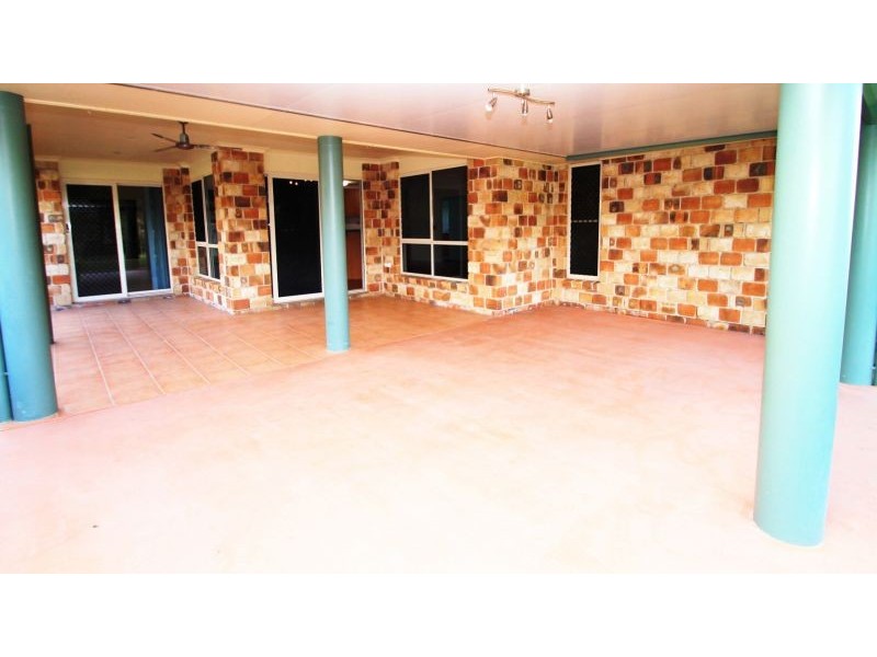 5 Beardmore Place, Clinton QLD 4680