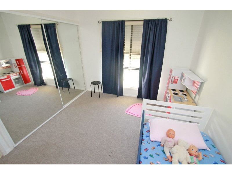 131 Emmadale Drive, New Auckland QLD 4680