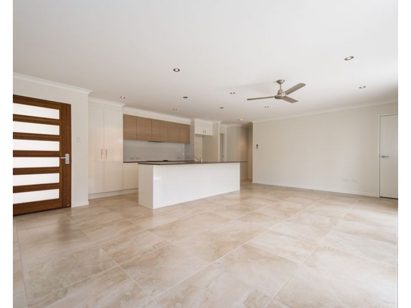 3/261 Auckland Street, South Gladstone QLD 4680