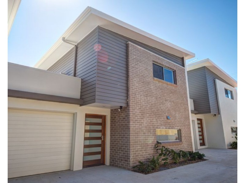 1/261 Auckland Street, South Gladstone QLD 4680
