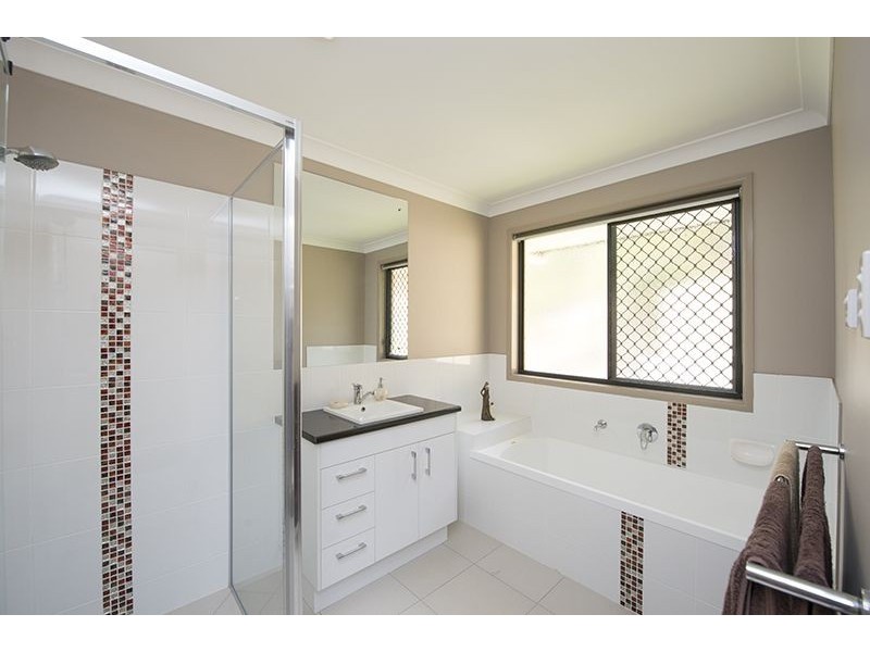 258 Jim Whyte Way, Burua QLD 4680