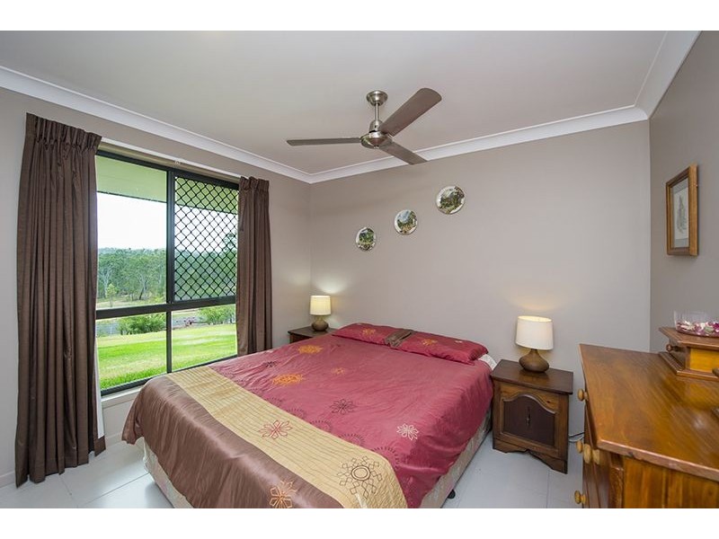 258 Jim Whyte Way, Burua QLD 4680