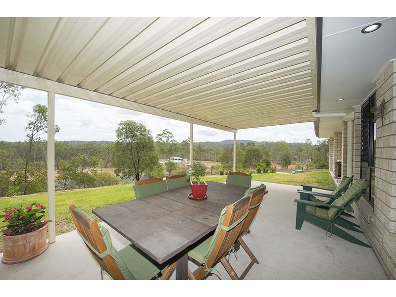 258 Jim Whyte Way, Burua QLD 4680