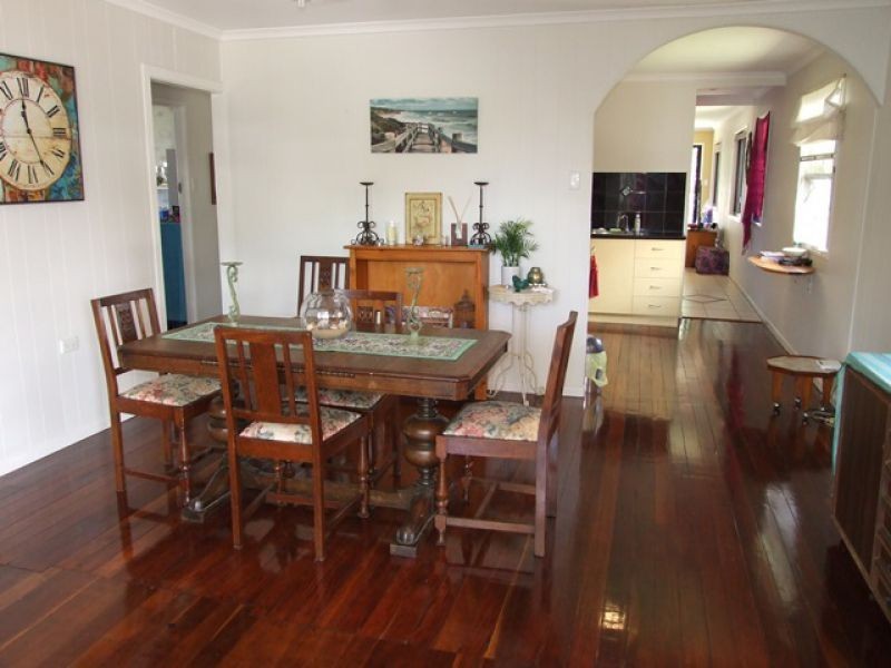 16 Beach Avenue, Tannum Sands QLD 4680