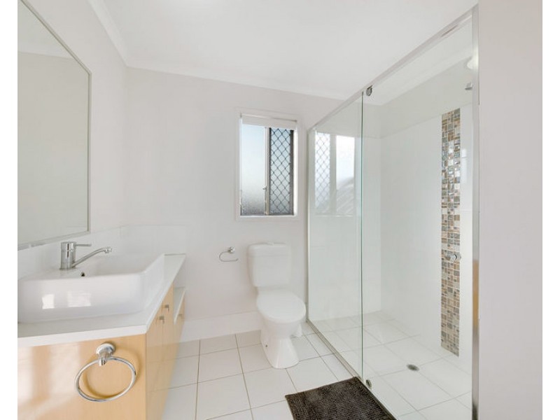 1/5 Glenlyon Street, Gladstone QLD 4680