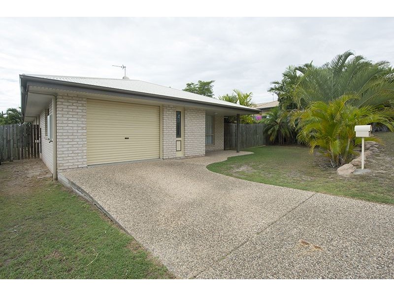 18 Richard Street, Boyne Island QLD 4680