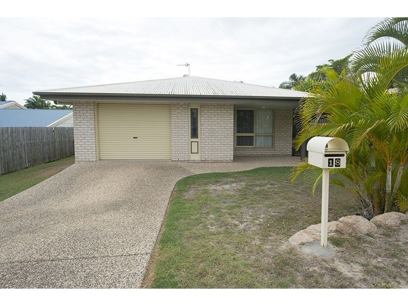 18 Richard Street, Boyne Island QLD 4680