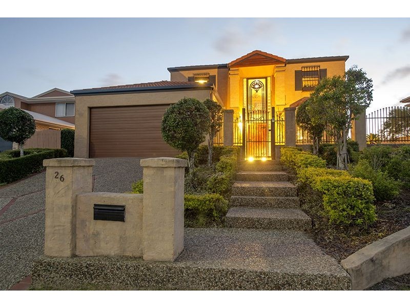 26 Fairbairn Place, Clinton QLD 4680