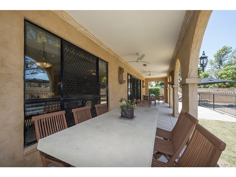 26 Fairbairn Place, Clinton QLD 4680