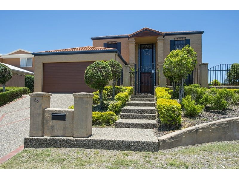 26 Fairbairn Place, Clinton QLD 4680