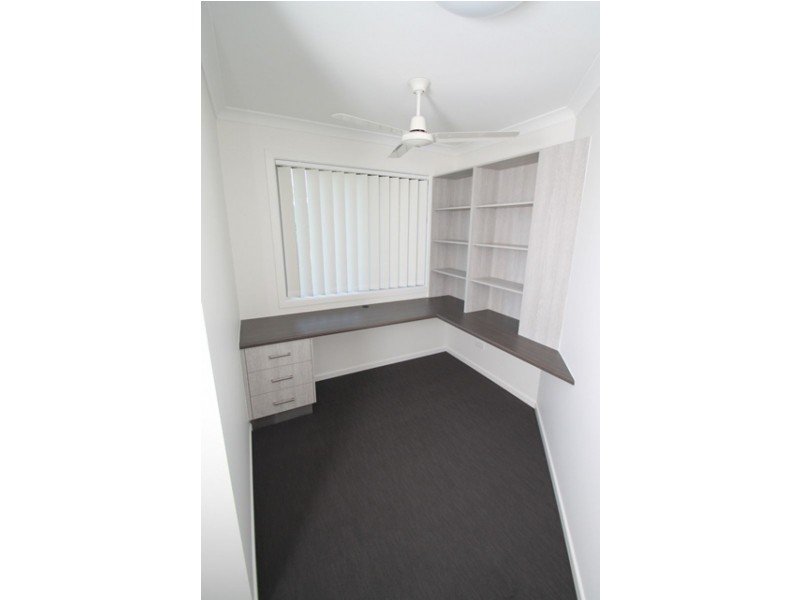 1A Eugenie Court, Glen Eden QLD 4680