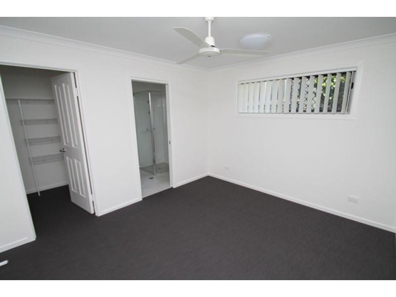 1A Eugenie Court, Glen Eden QLD 4680