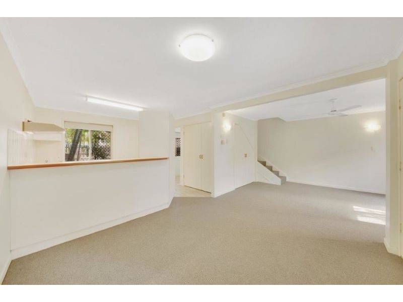 3/46 J Hickey Avenue, Clinton QLD 4680