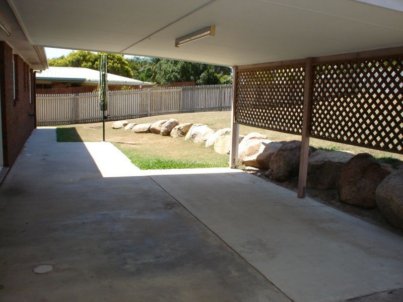 6 Resolute Street, Clinton QLD 4680