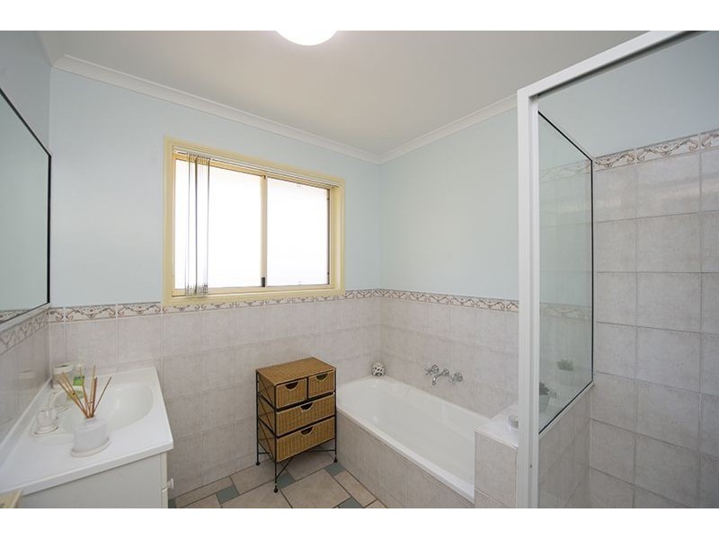 28a Holland Street, West Gladstone QLD 4680