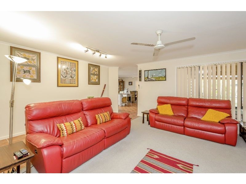 29 Hamilton Drive, Clinton QLD 4680