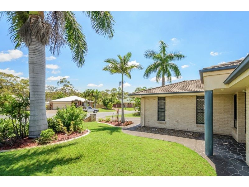 29 Hamilton Drive, Clinton QLD 4680