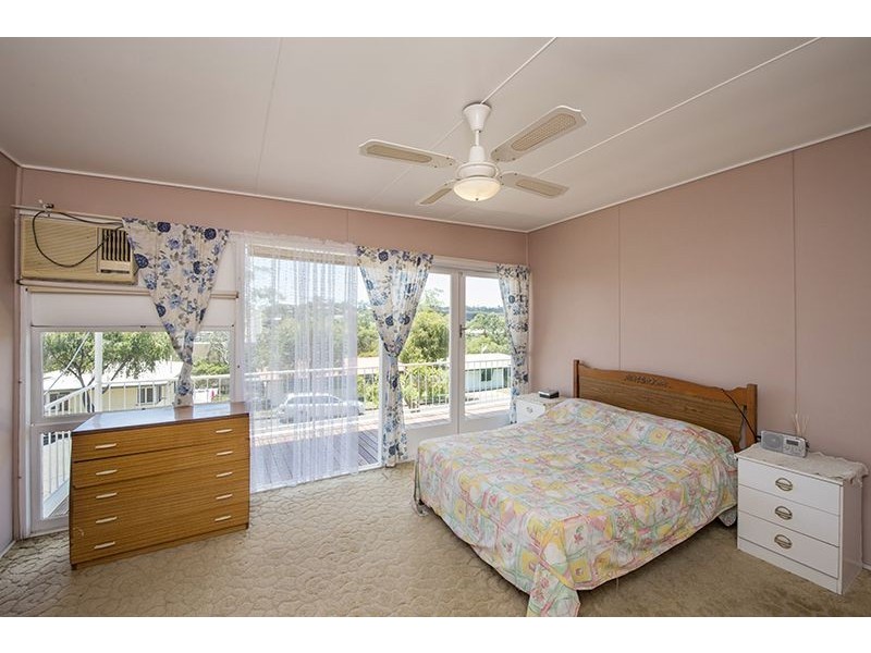 16 Coase Street, West Gladstone QLD 4680