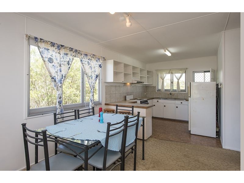 16 Coase Street, West Gladstone QLD 4680