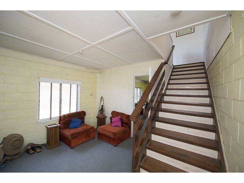 16 Coase Street, West Gladstone QLD 4680