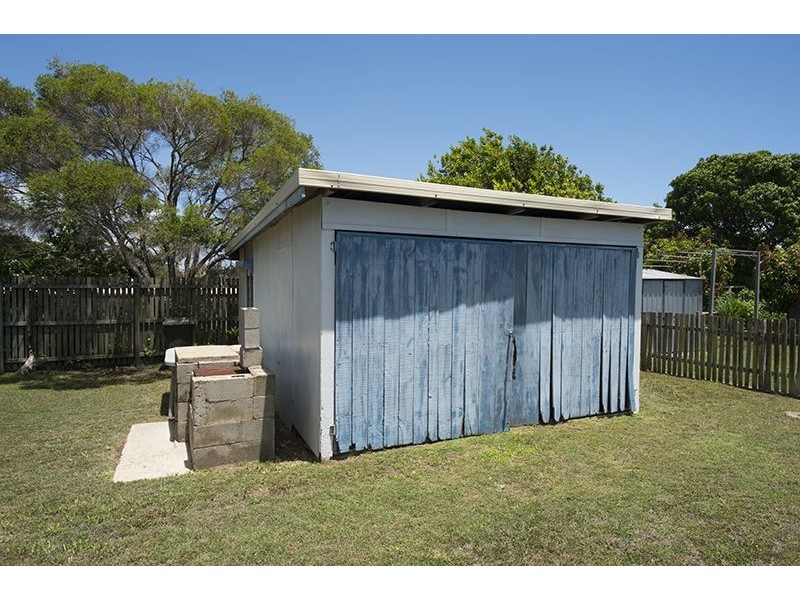 16 Coase Street, West Gladstone QLD 4680